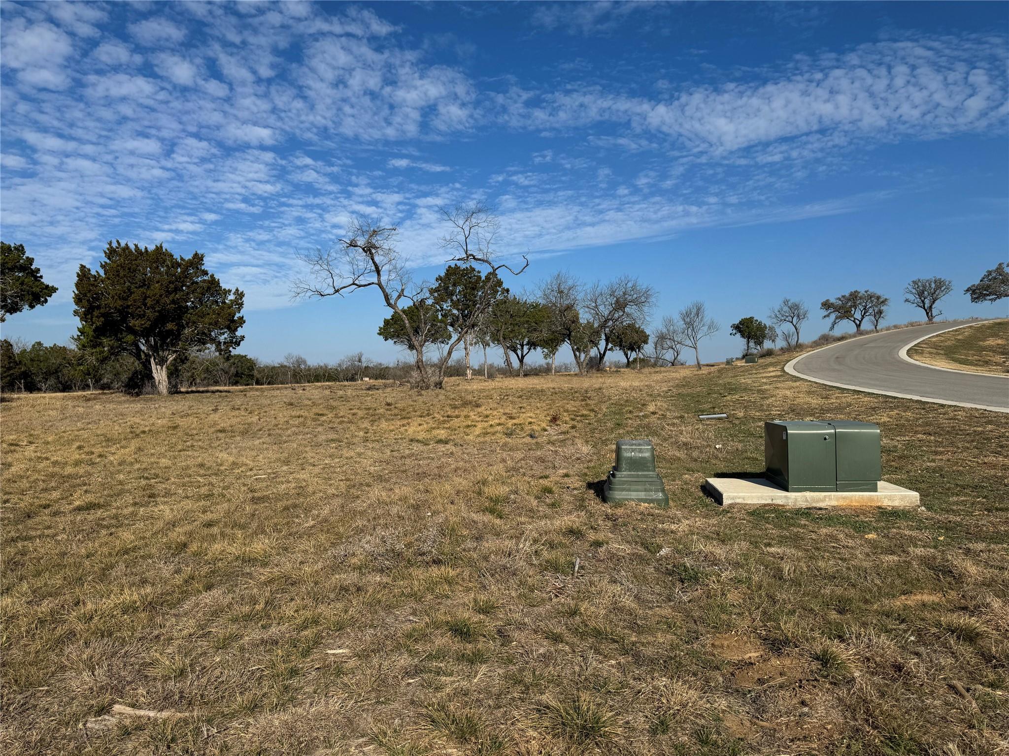 41 Hawthorne Lane Spicewood TX 78669