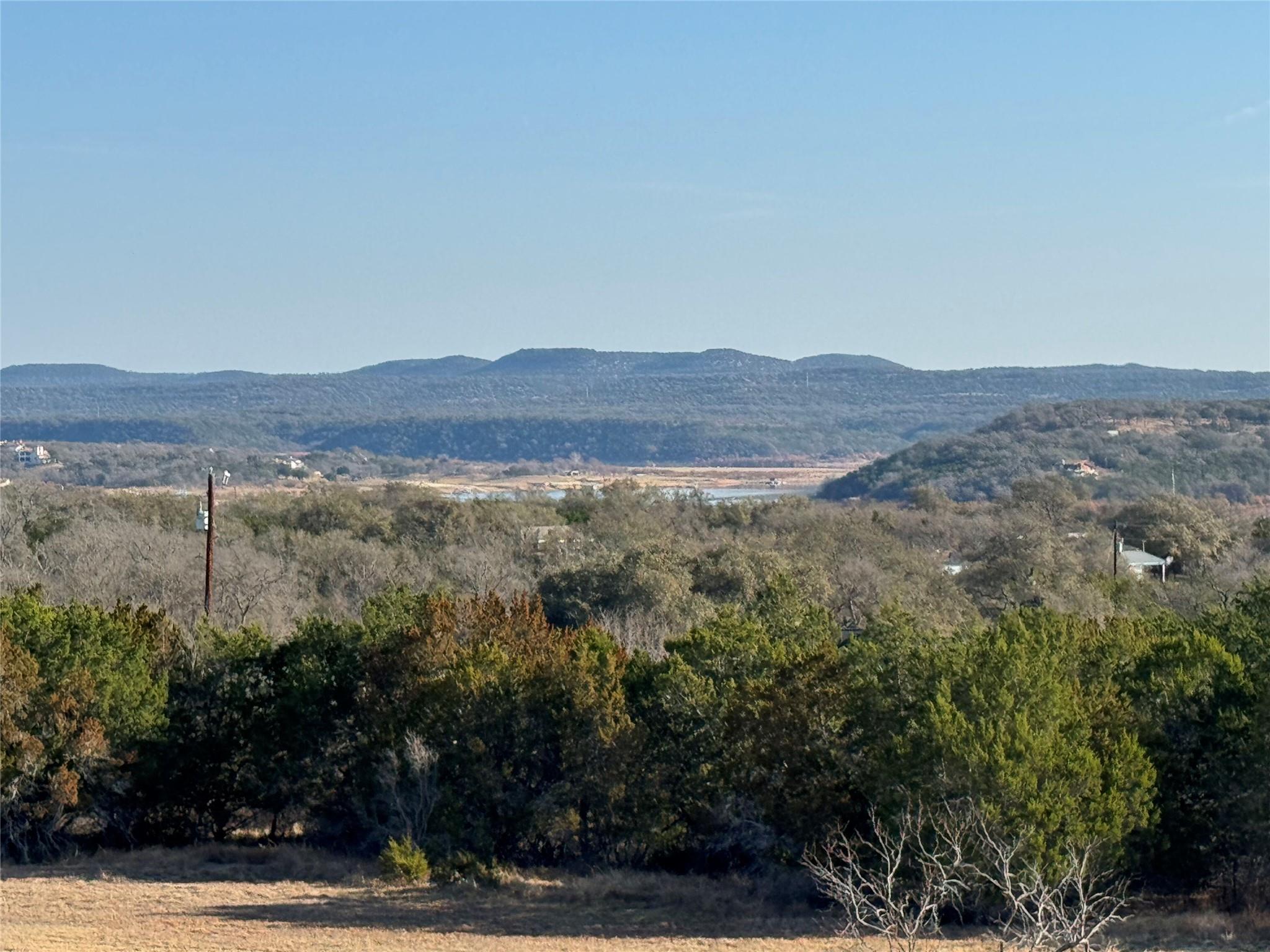 41 Hawthorne Lane Spicewood TX 78669