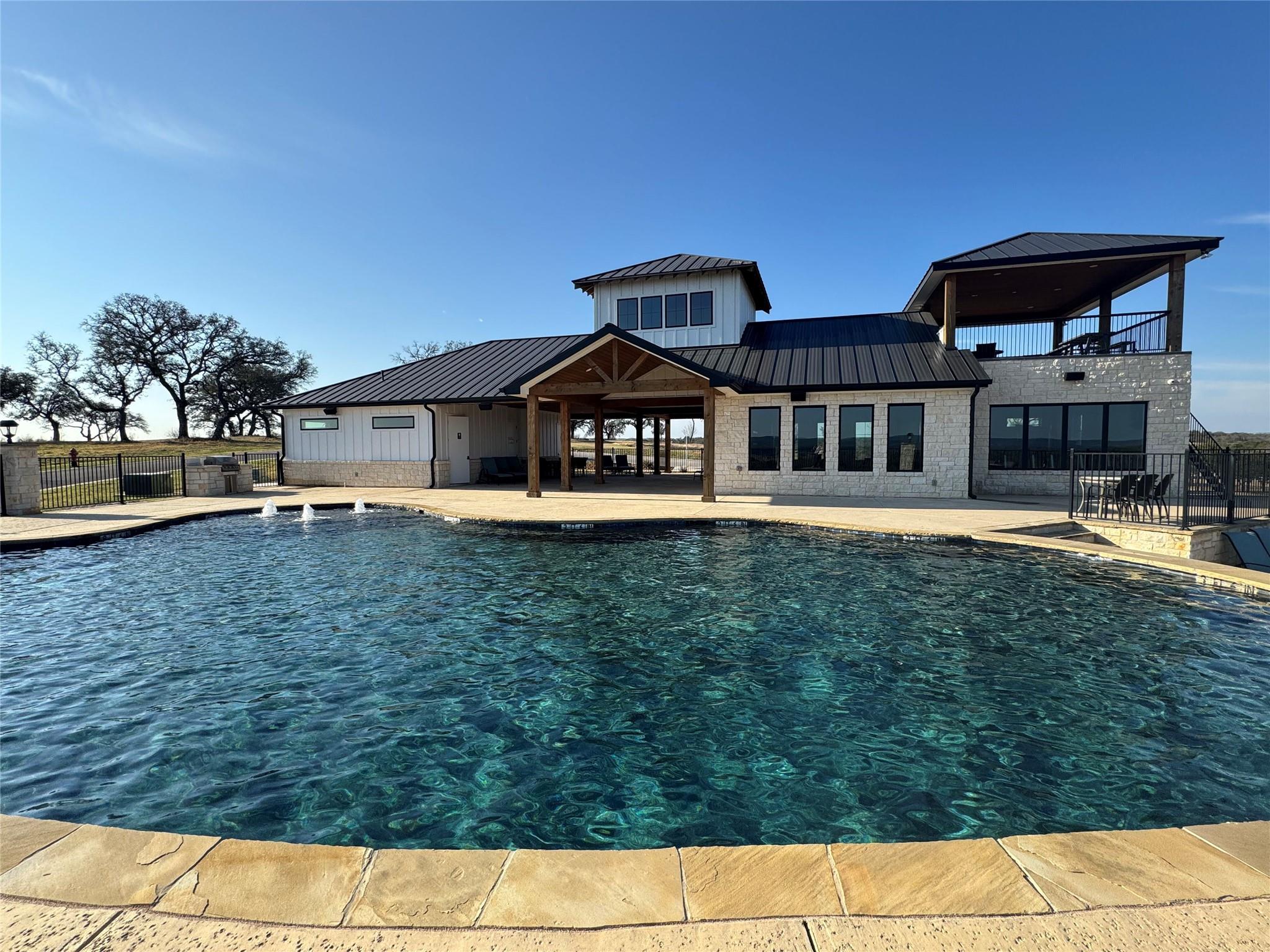 41 Hawthorne Lane Spicewood TX 78669