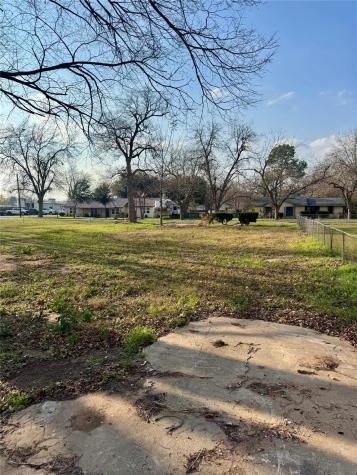 104 Byrne Street Smithville TX 78957