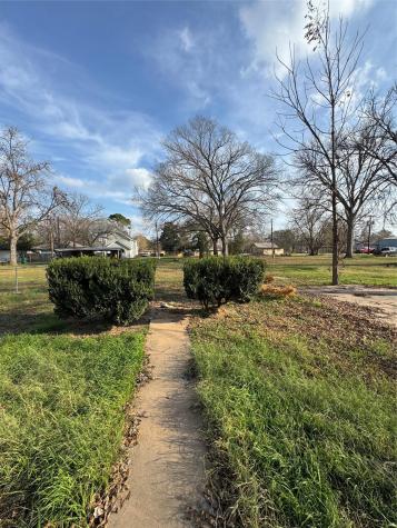 104 Byrne Street Smithville TX 78957