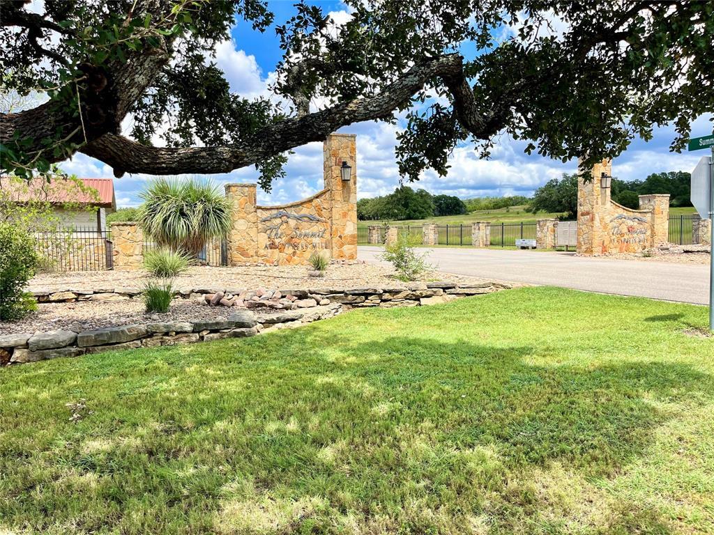 428 Summit Spring Lane Johnson City TX 78636