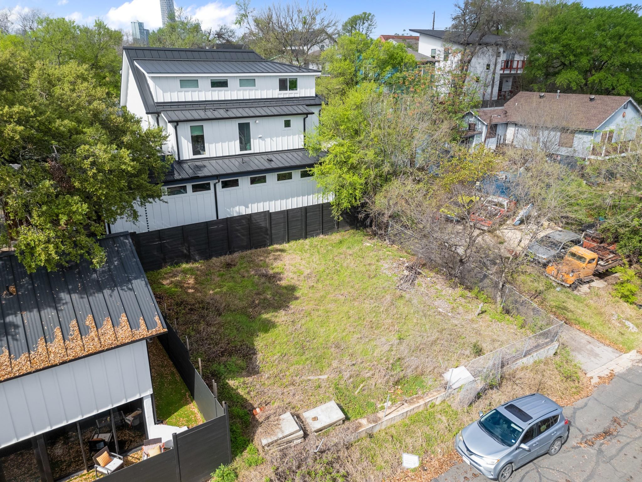 1004 Harvard Street Austin TX 78702
