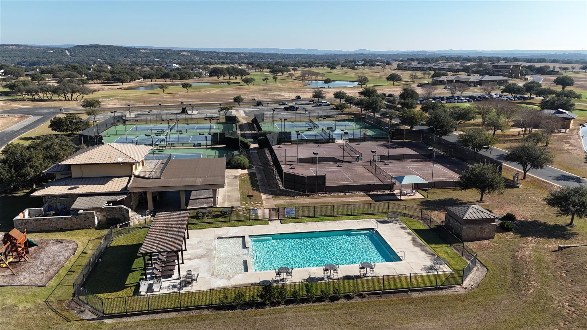 3517 Kahala Sunset Drive Spicewood TX 78669