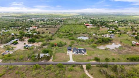 8802 Evelyn Road Buda TX 78610