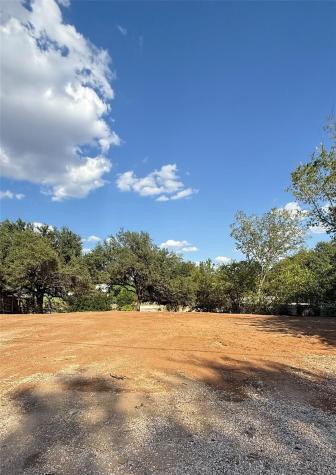 525 & 527 County Road 136a Road Kingsland TX 78639