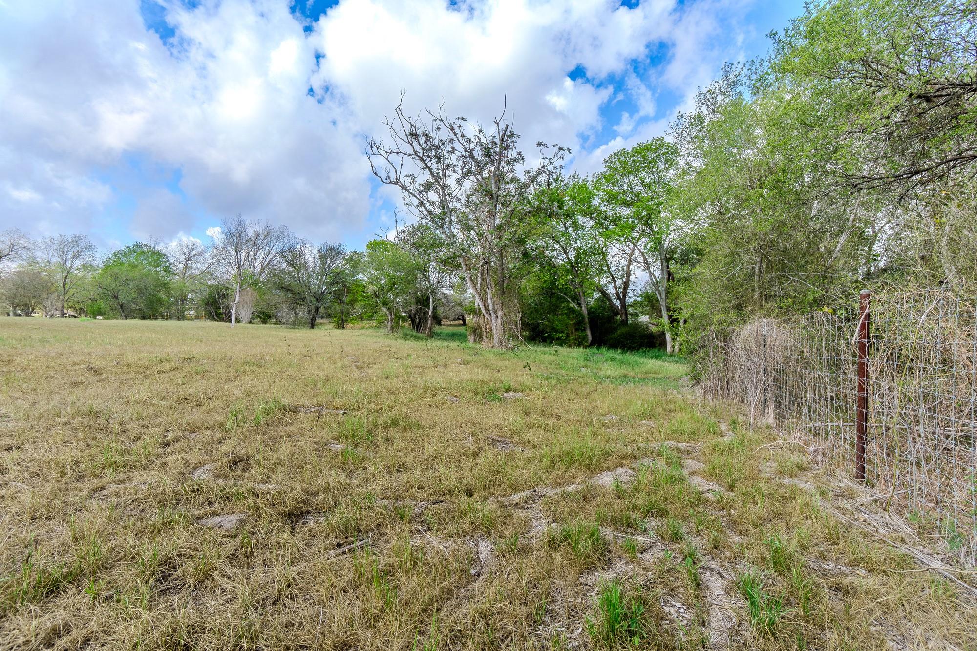 Tbd E 9th Street Flatonia TX 78941