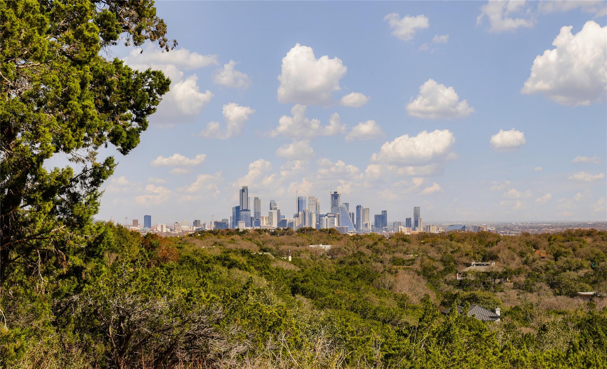 201 Buckeye Trail West Lake Hills TX 78746
