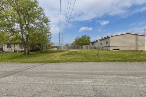 104 Royal Street Taylor TX 76574