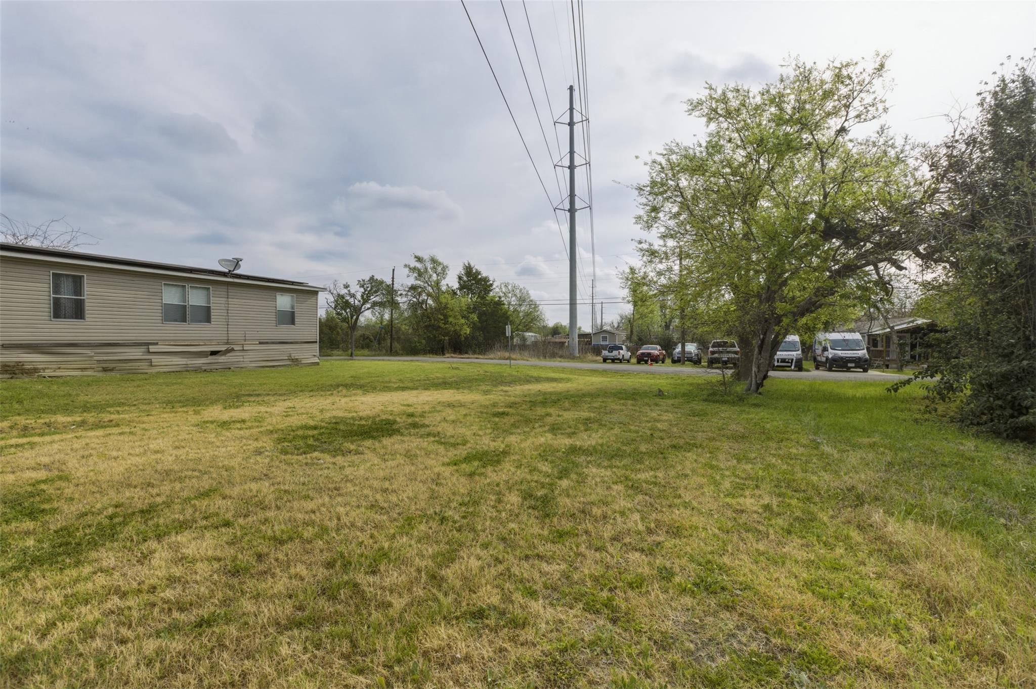 104 Royal Street Taylor TX 76574