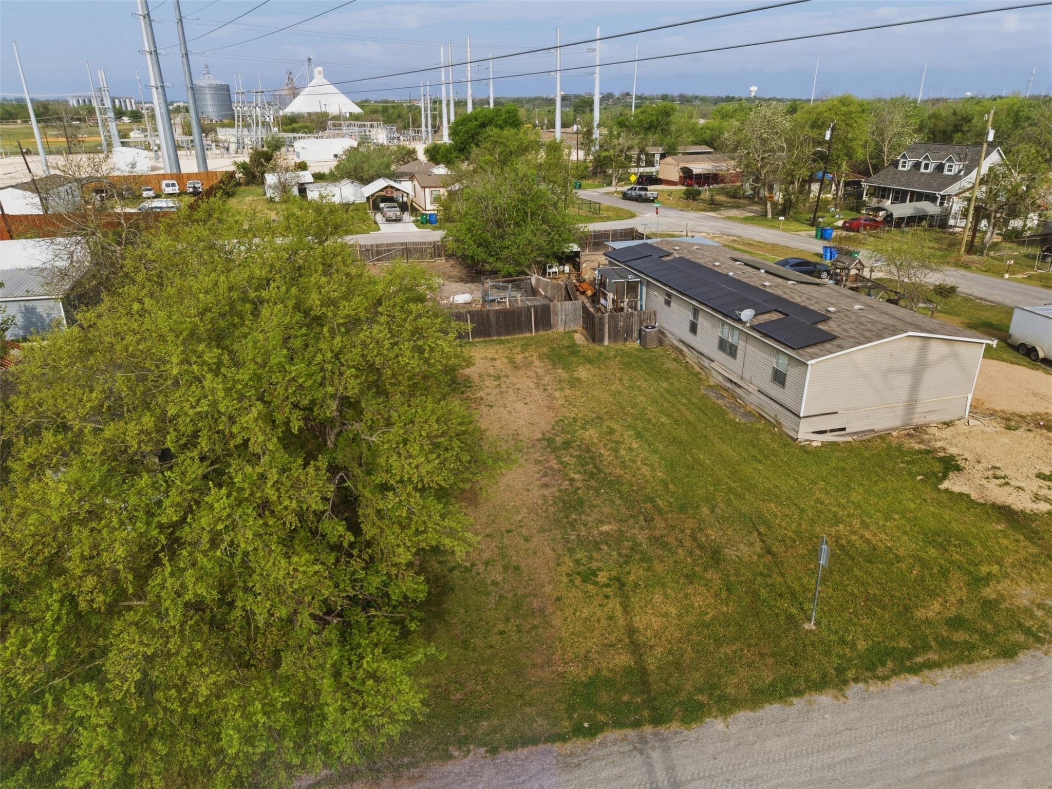 104 Royal Street Taylor TX 76574