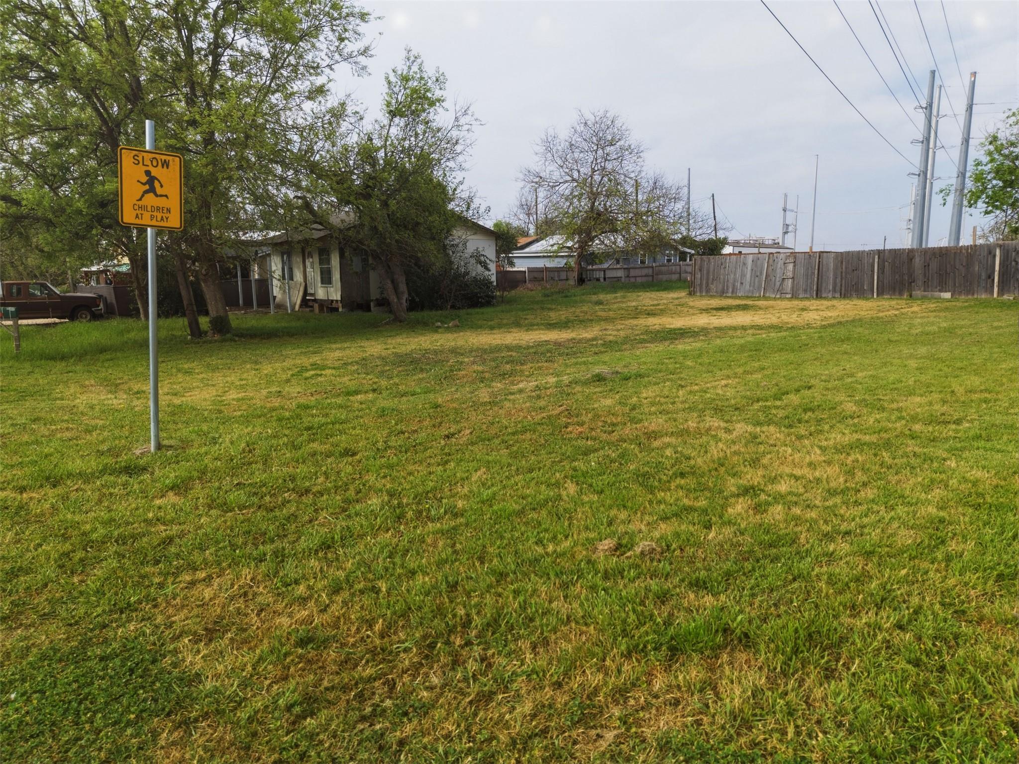104 Royal Street Taylor TX 76574