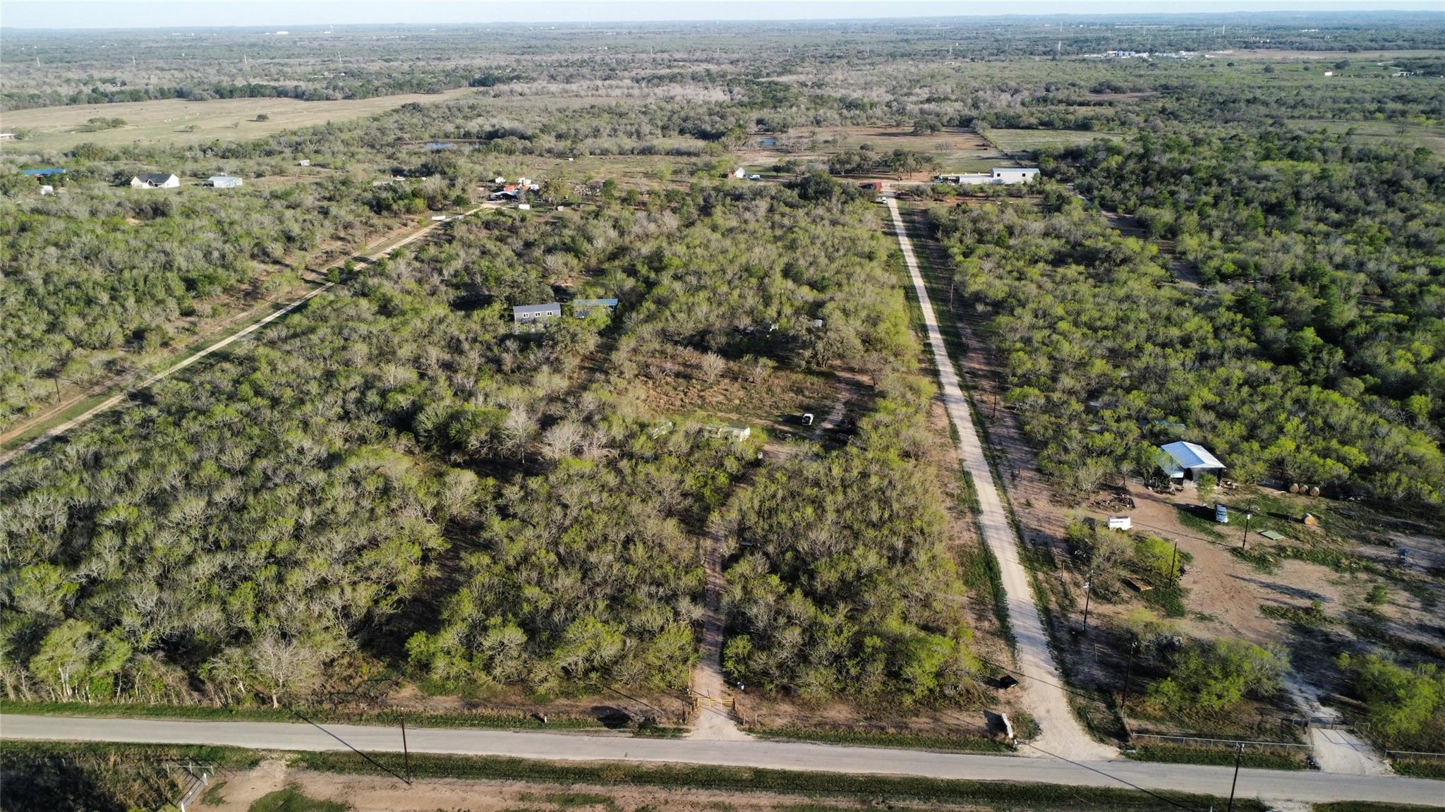 2209 Callihan Road Luling TX 78648