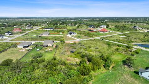 296 E Ridge Lane Niederwald TX 78640