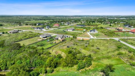 296 E Ridge Lane Niederwald TX 78640