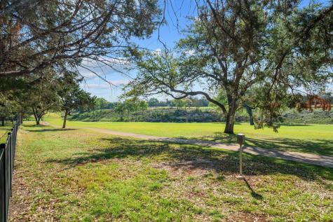 510 Black Wolf Run Austin TX 78738