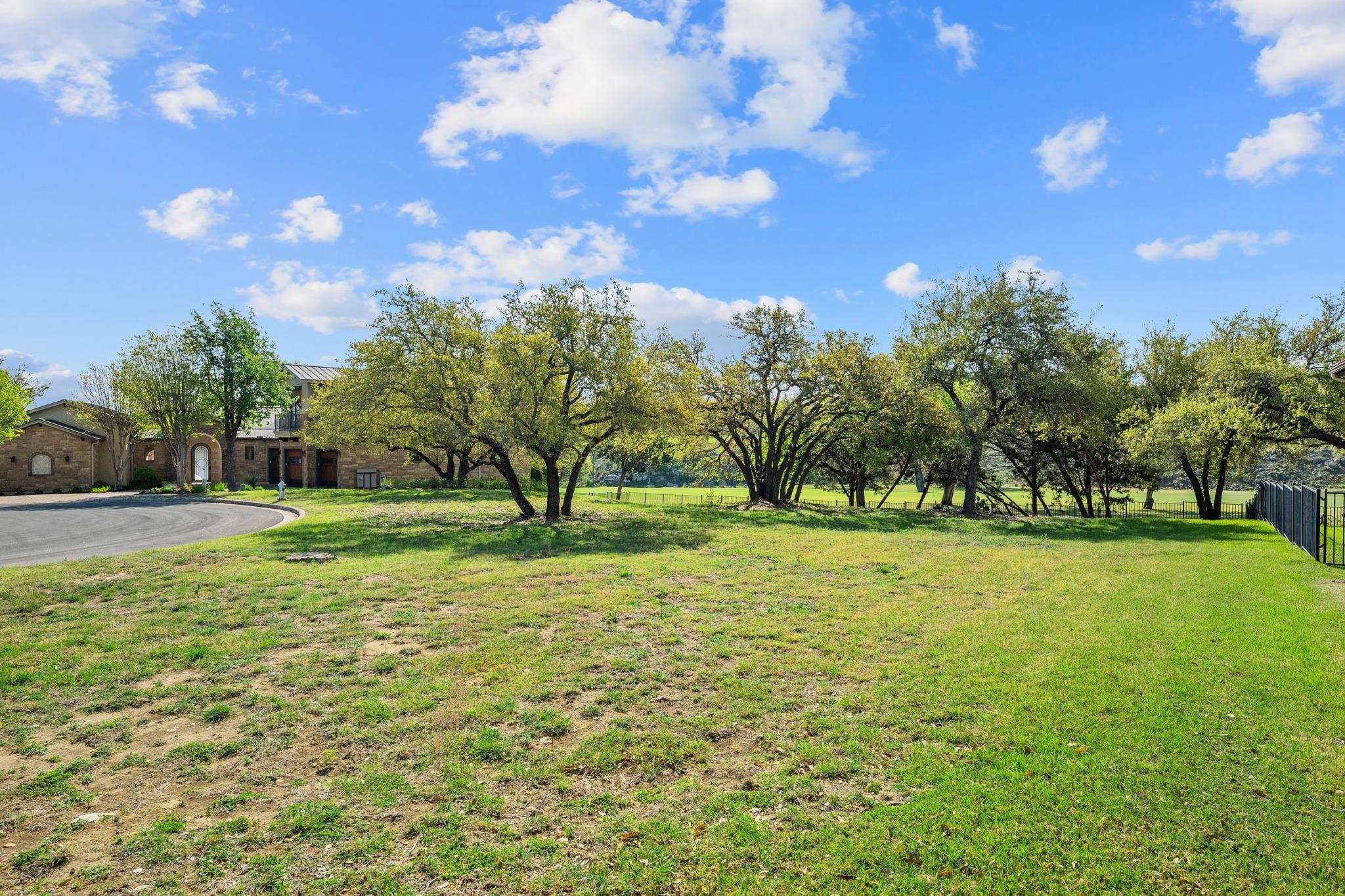 510 Black Wolf Run Austin TX 78738