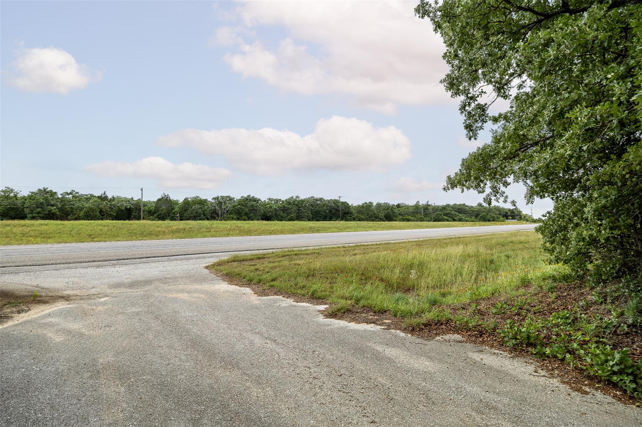 660 Us 290 Highway E Elgin TX 78621