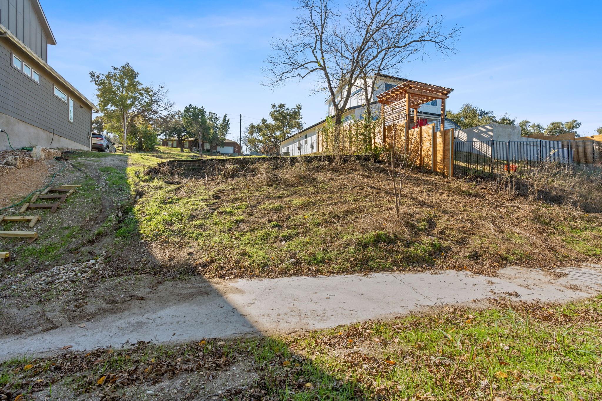 1316 E Applegate Drive Austin TX 78753