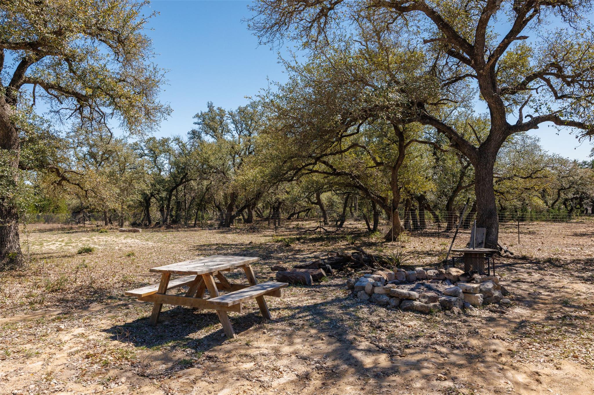 274 Ira Hill Road Dripping Springs TX 78620