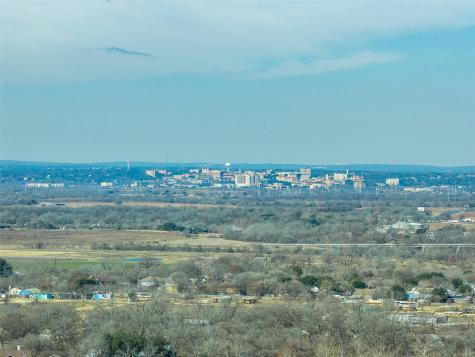 333 Quail Run Road Martindale TX 78655