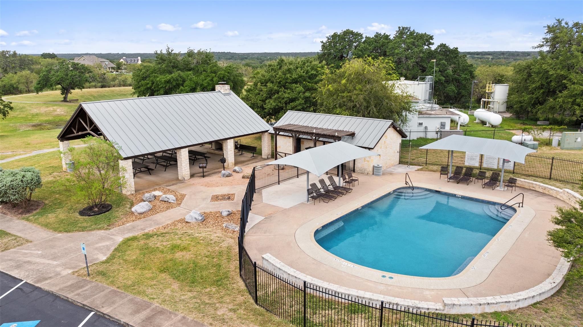 108 Cross Trail Spicewood TX 78669