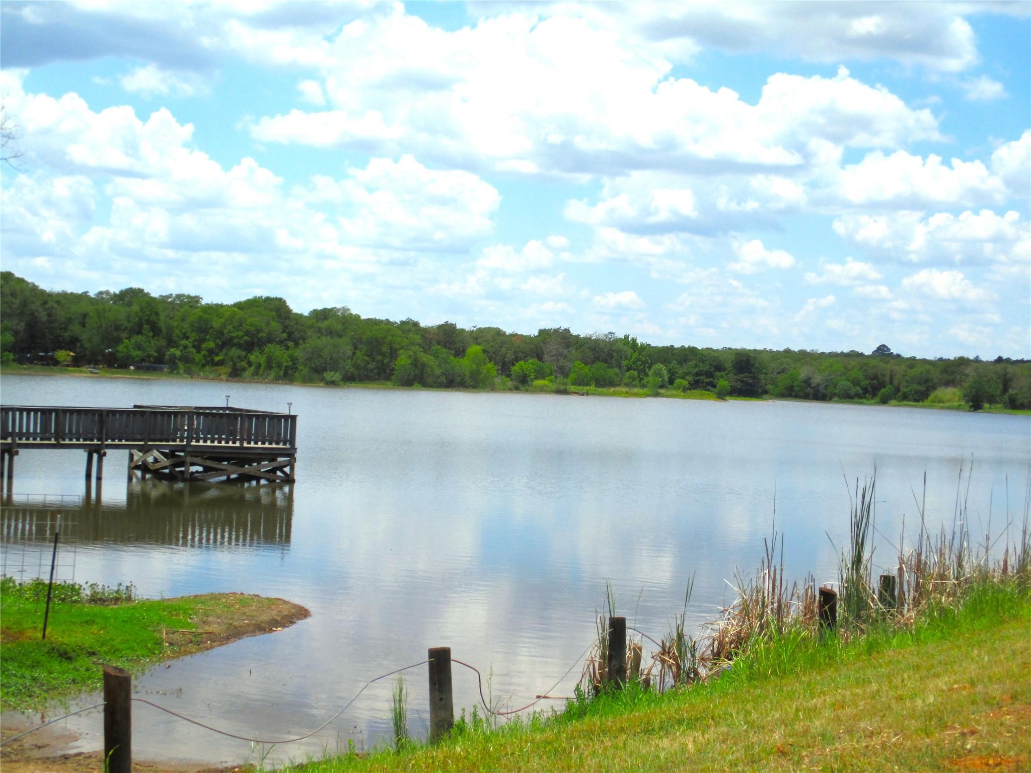 200 Cheyenne Drive Smithville TX 78957