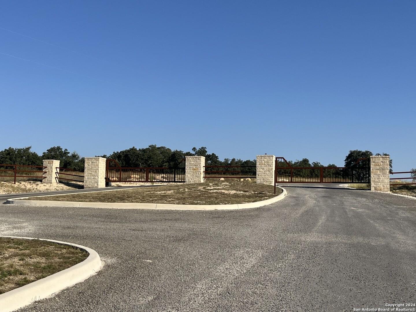 635 Whiskey Trail Blanco TX 78130