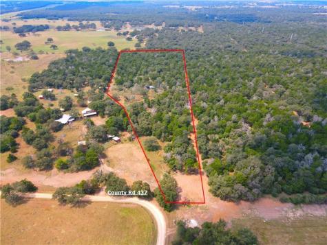424 N County Road 437 Harwood TX 78629