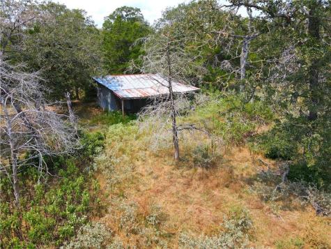 424 N County Road 437 Harwood TX 78629