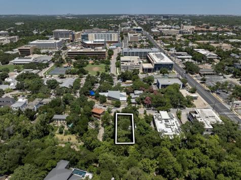 1017 W 31st Street Austin TX 78705