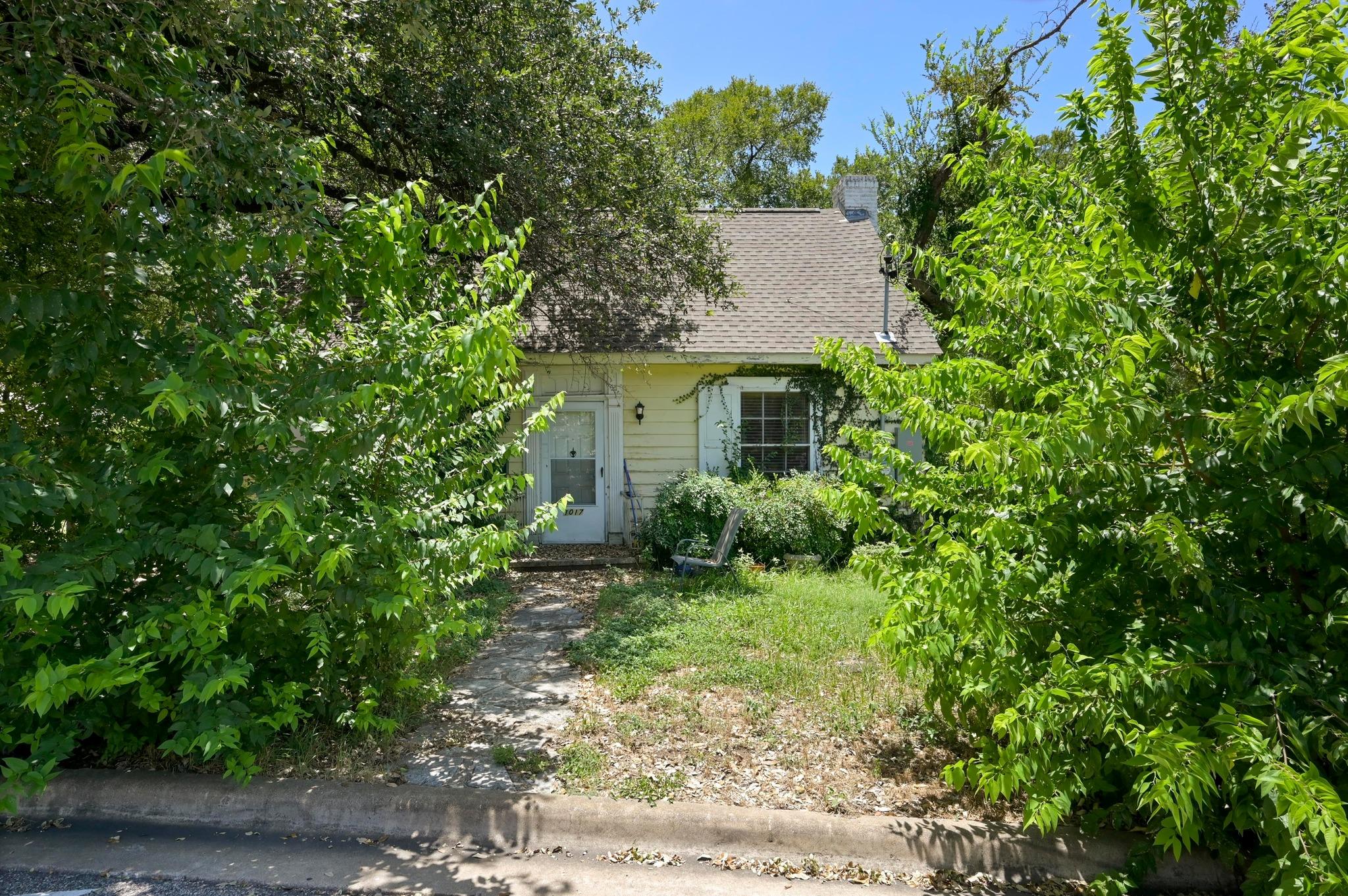 1017 W 31st Street Austin TX 78705