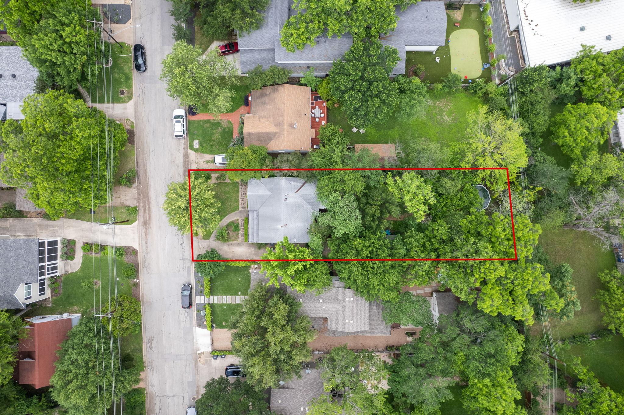 5214 Woodview Avenue Austin TX 78756
