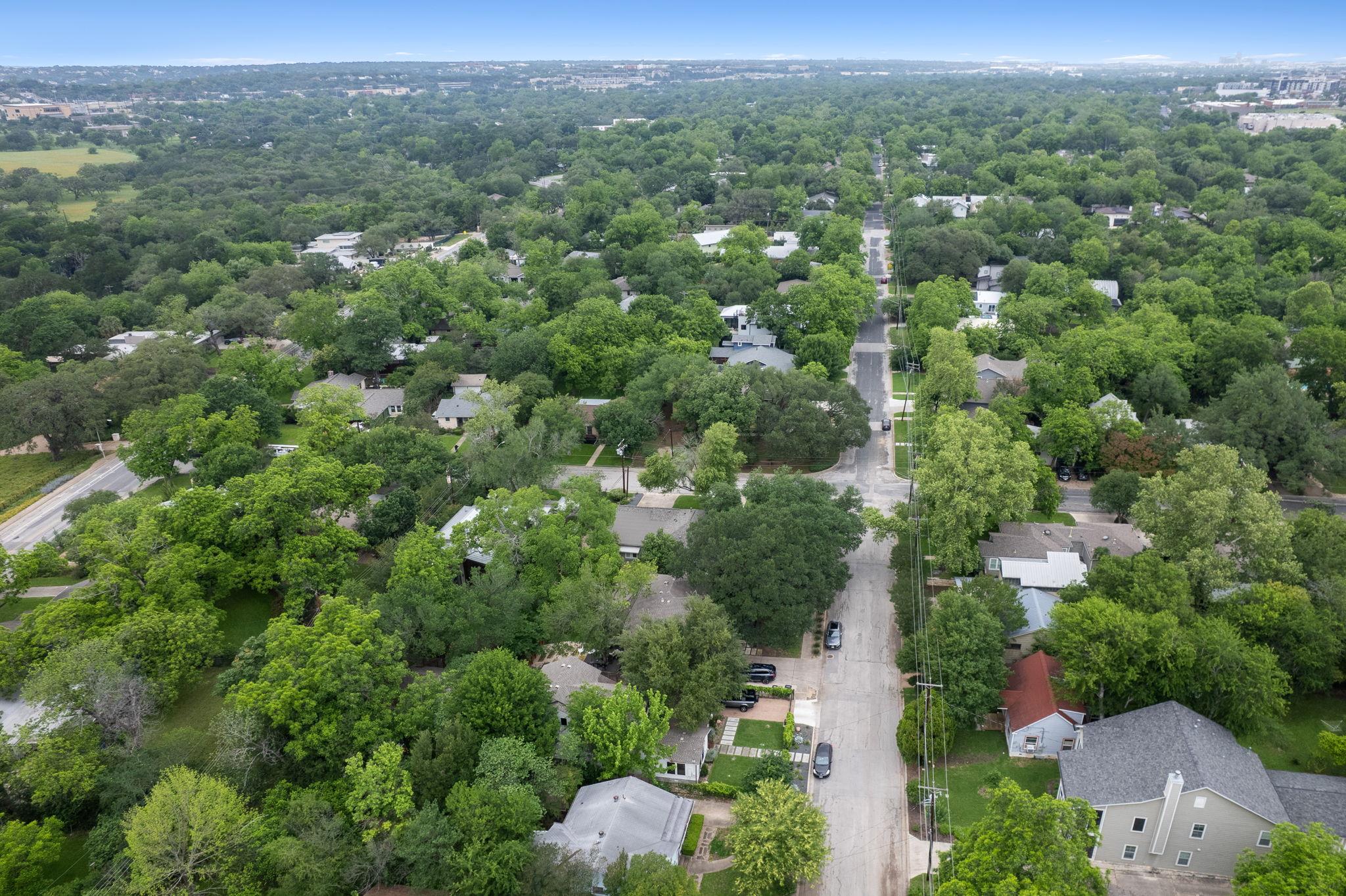 5214 Woodview Avenue Austin TX 78756
