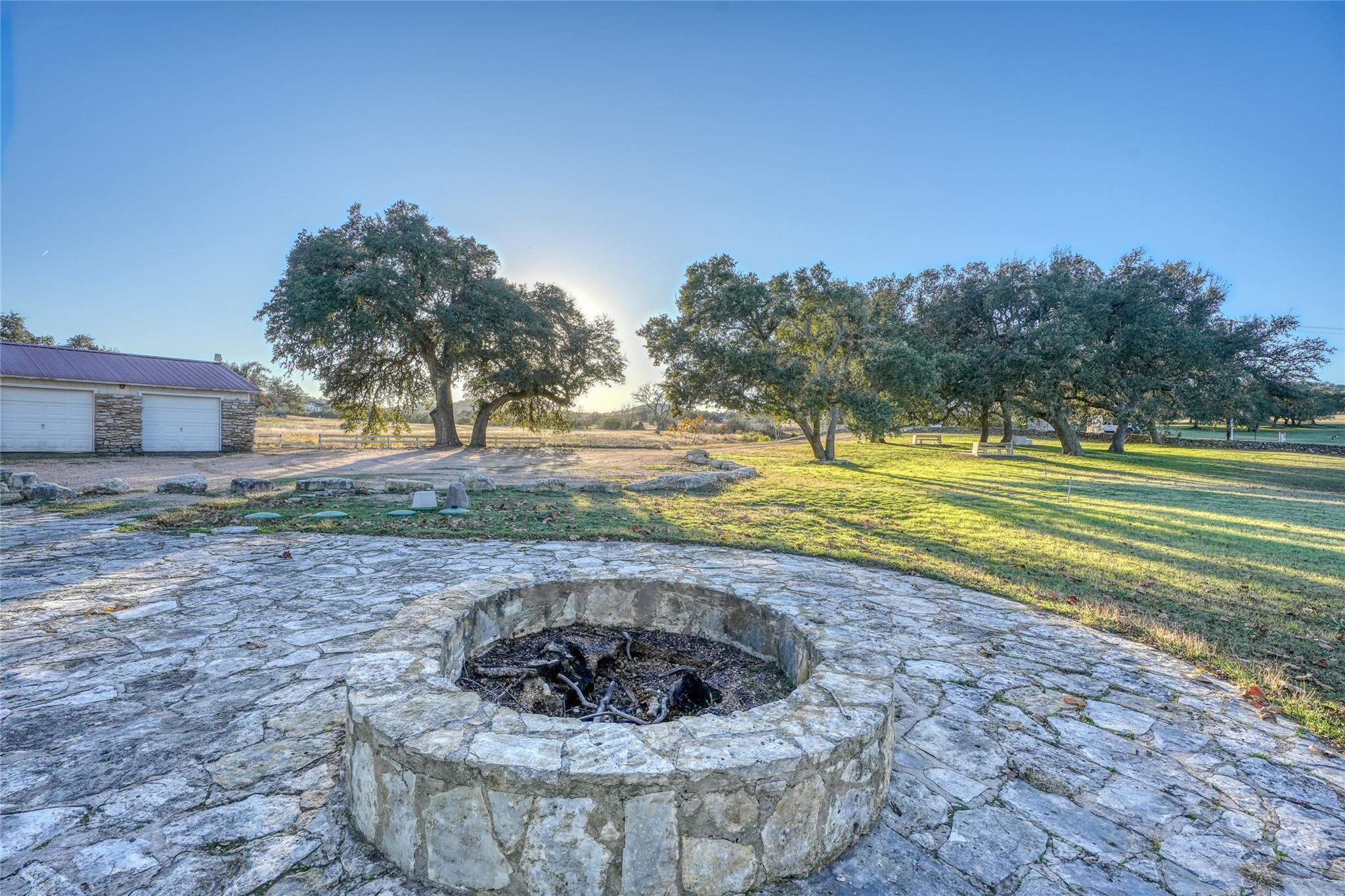 136 Falling Oak Drive Blanco TX 78606