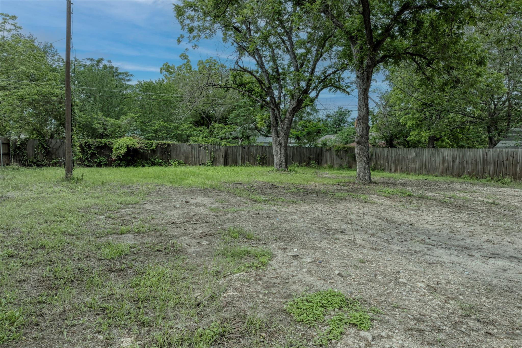 809 E Fannin Street Luling TX 78648