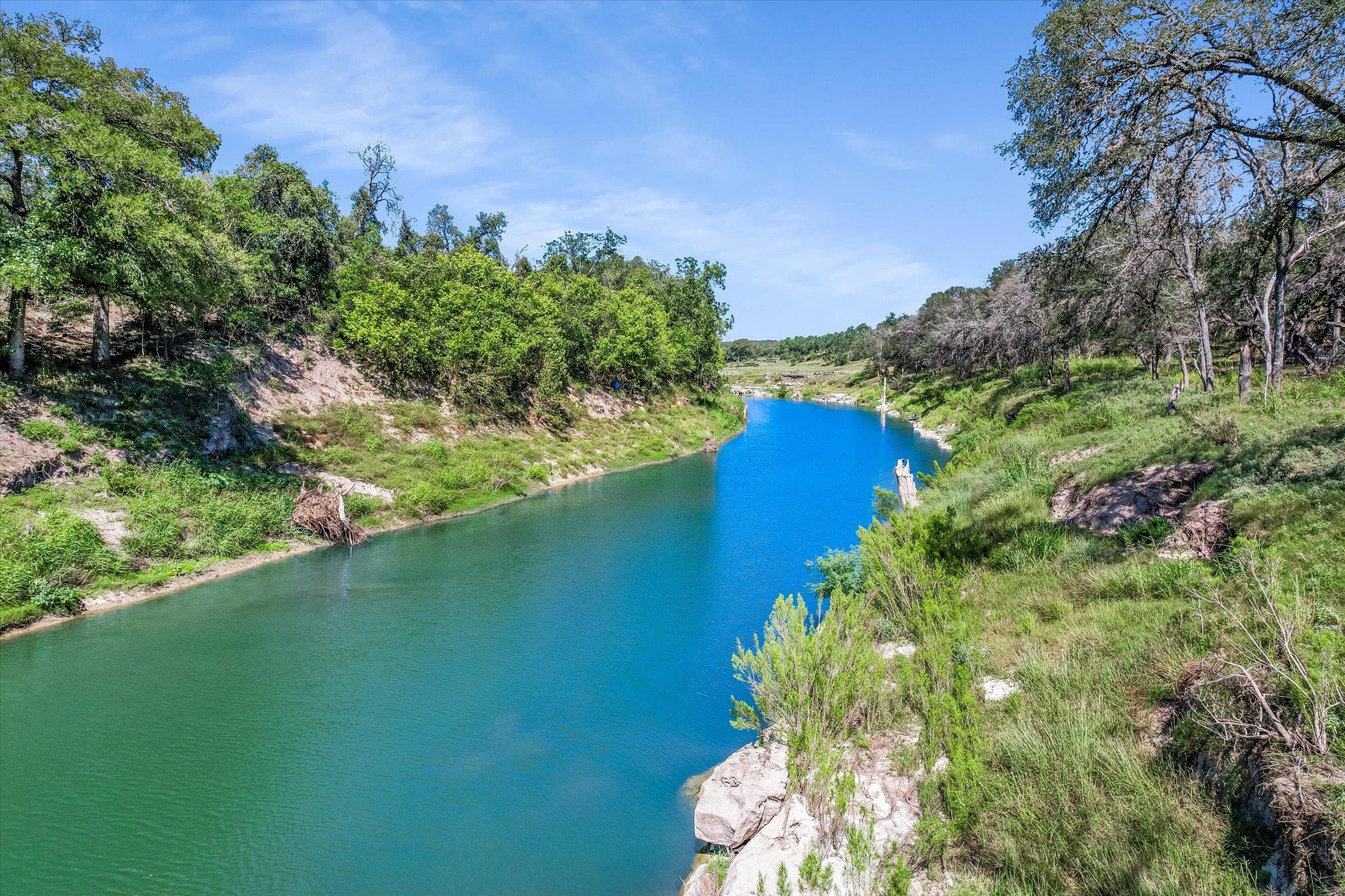 2038 Paradise Parkway Canyon Lake TX 78133