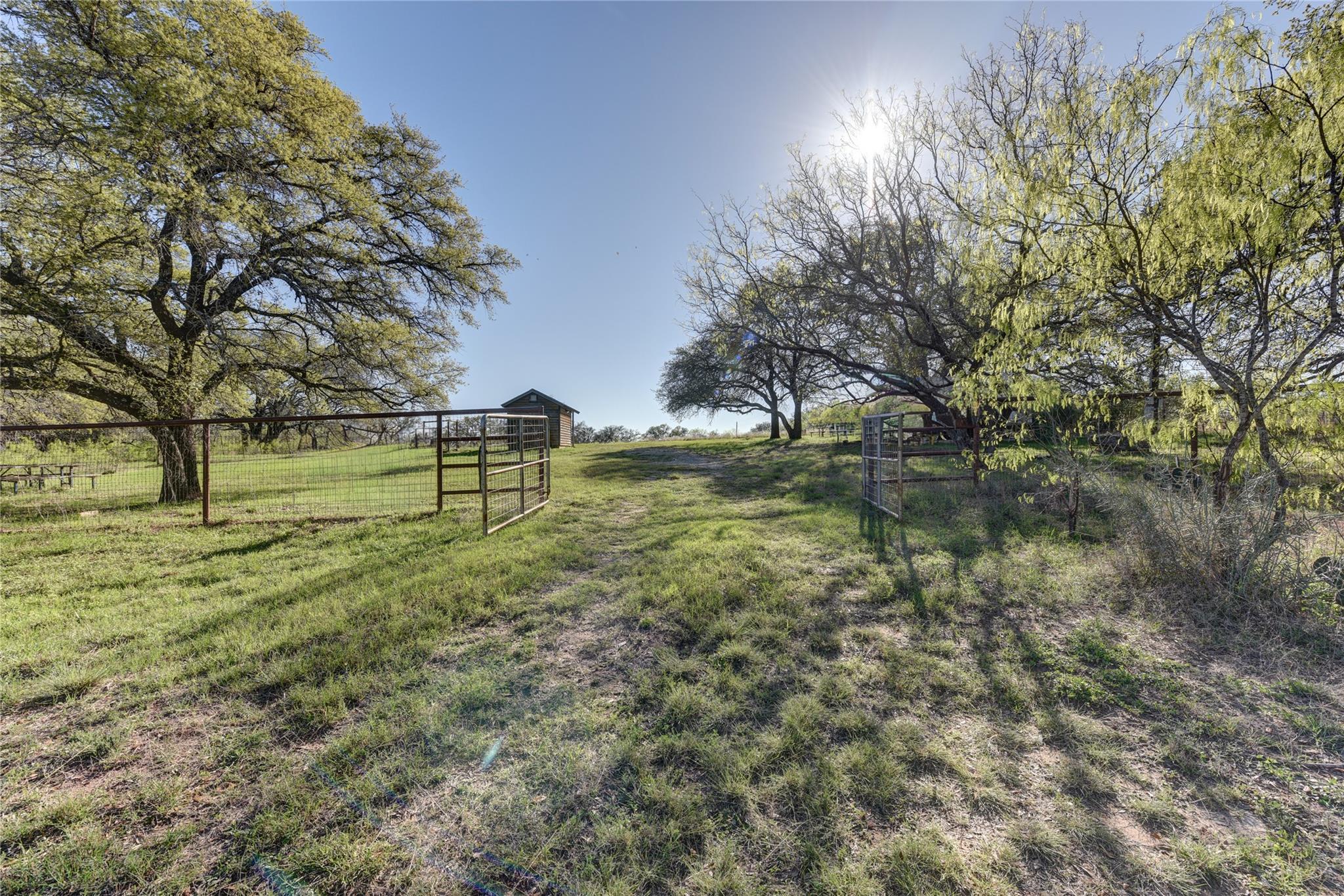10 Acres Old Ferry Road Spicewood TX 78669