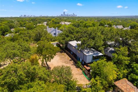 2202 Matthews Drive Austin TX 78703