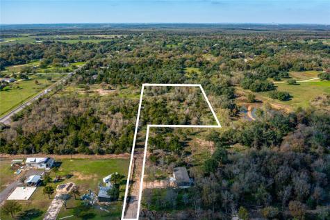 105 Crooked Road Dale TX 78616