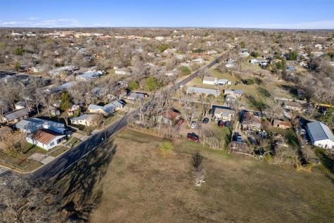 503 W Alamo Street Elgin TX 78621