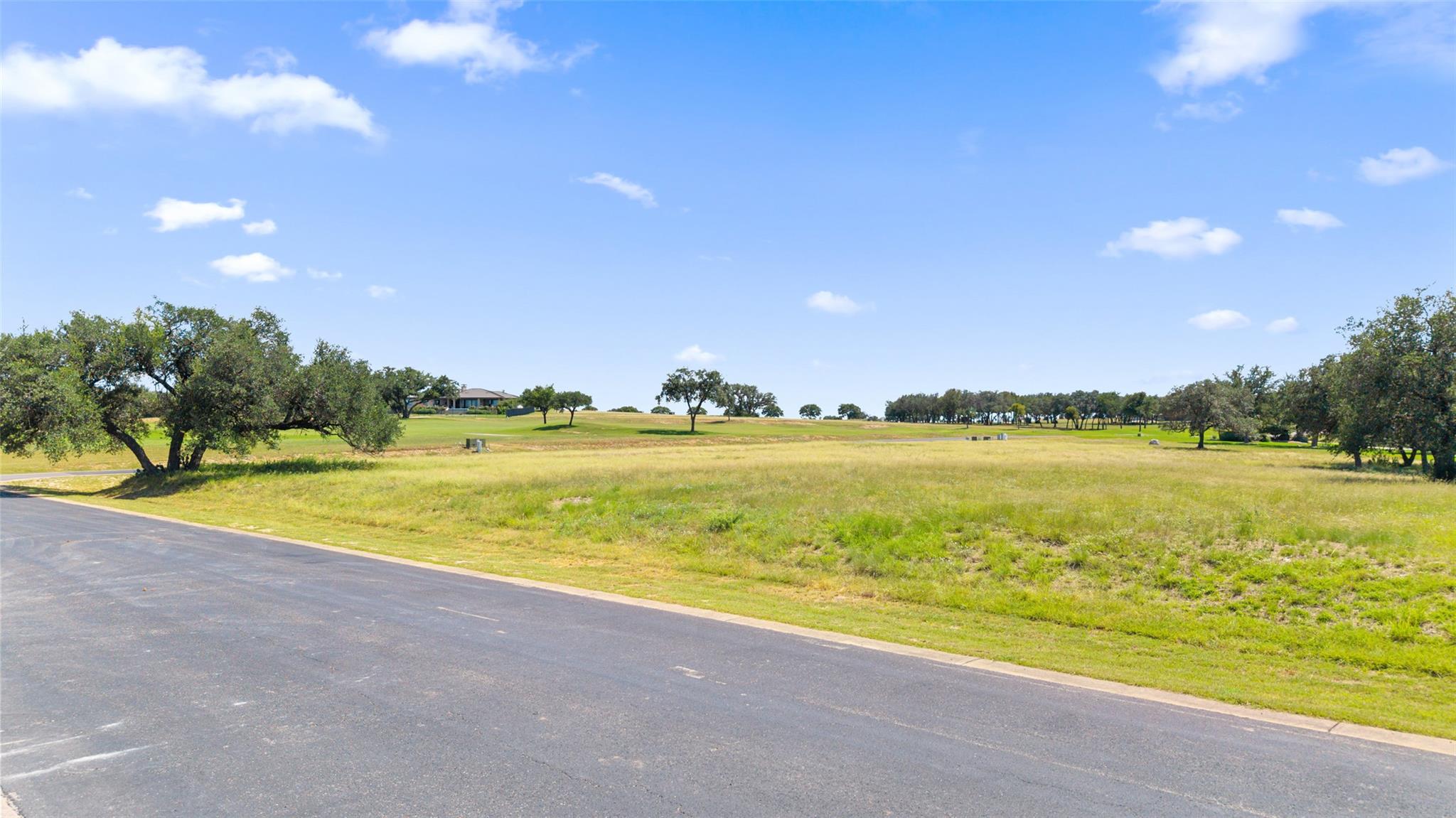 25801 Cliff Cove Spicewood TX 78669