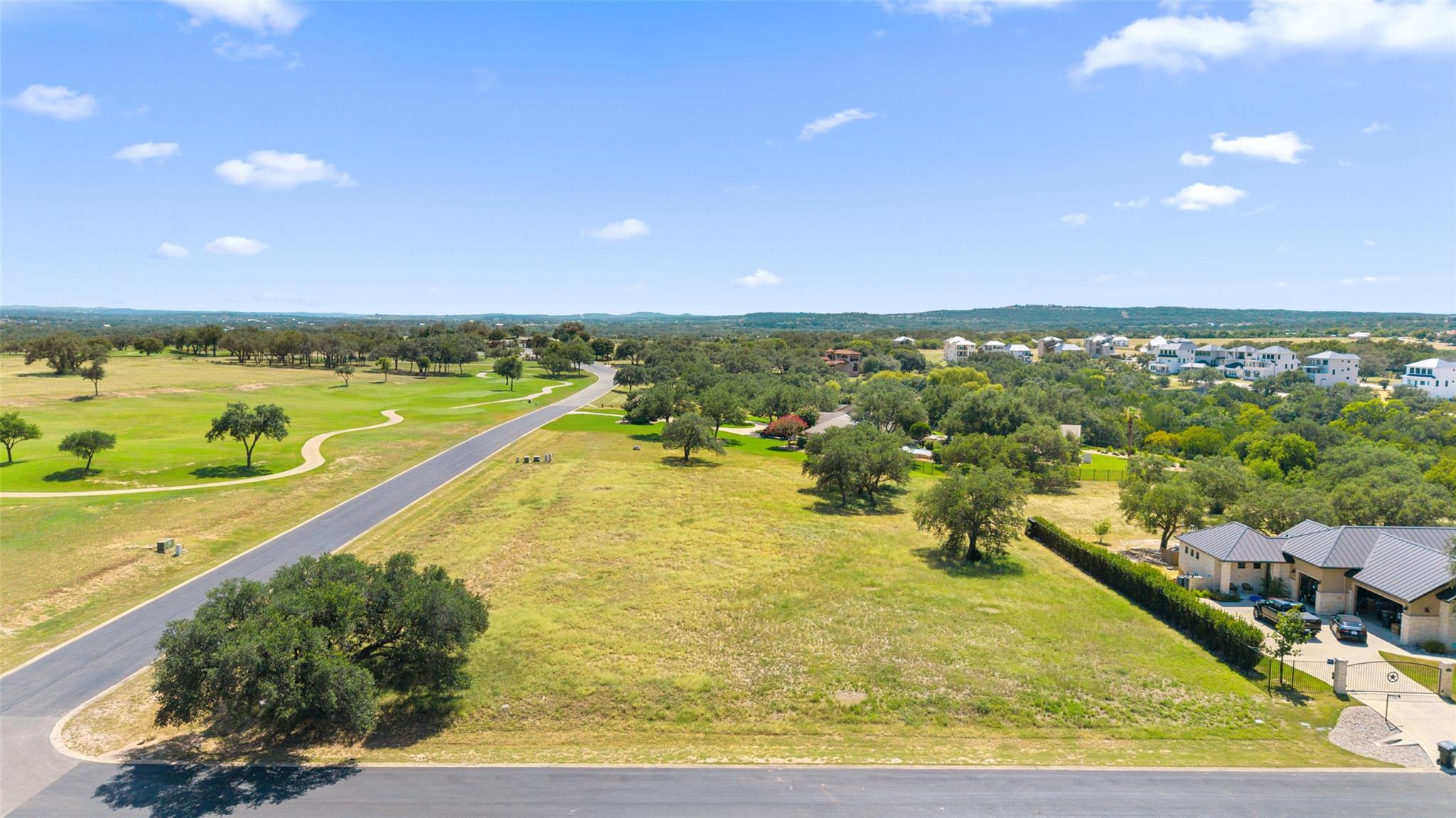 25801 Cliff Cove Spicewood TX 78669