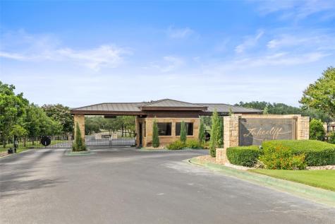 25801 Cliff Cove Spicewood TX 78669