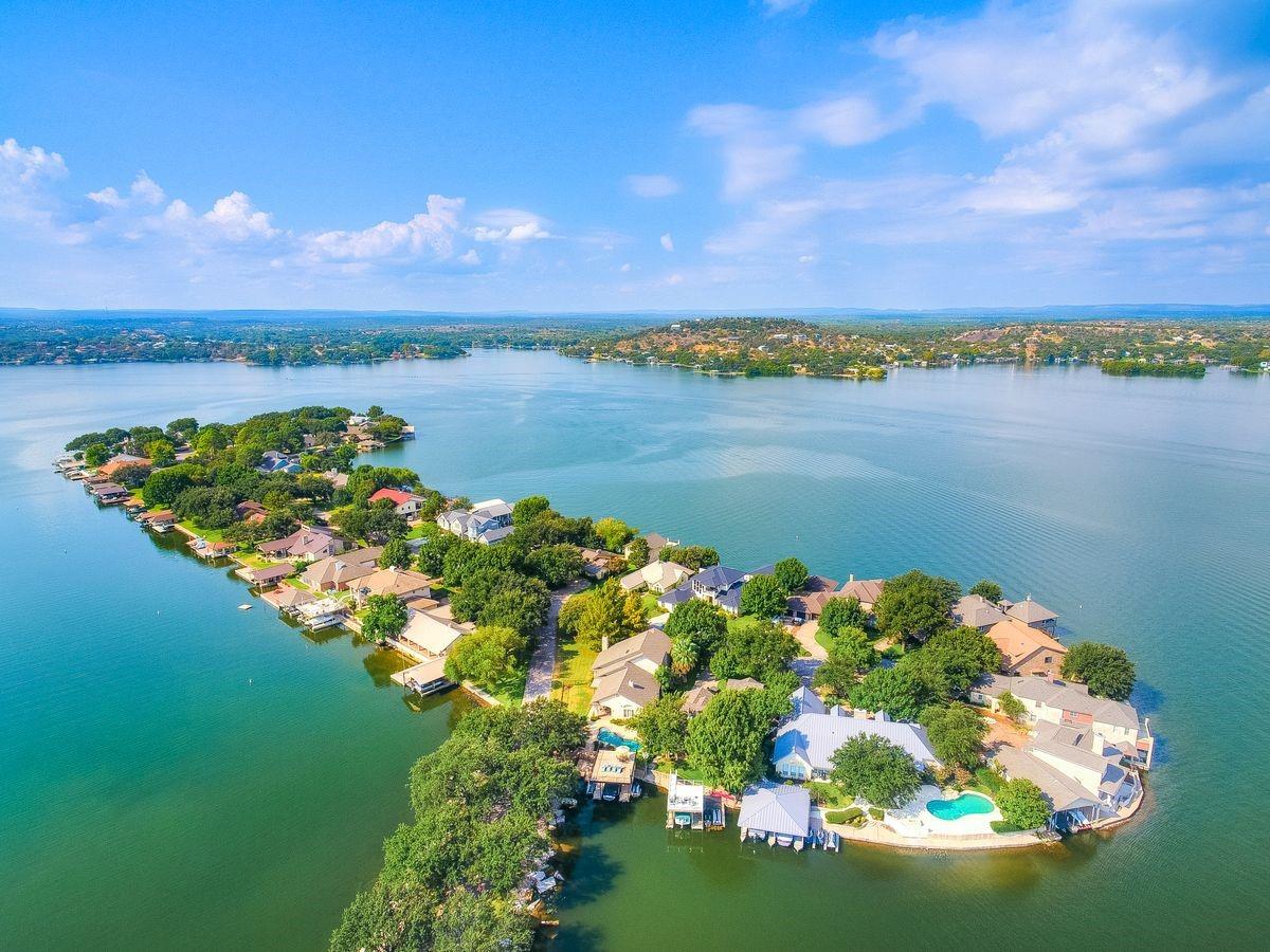 30 Beaver Island Granite Shoals TX 78654