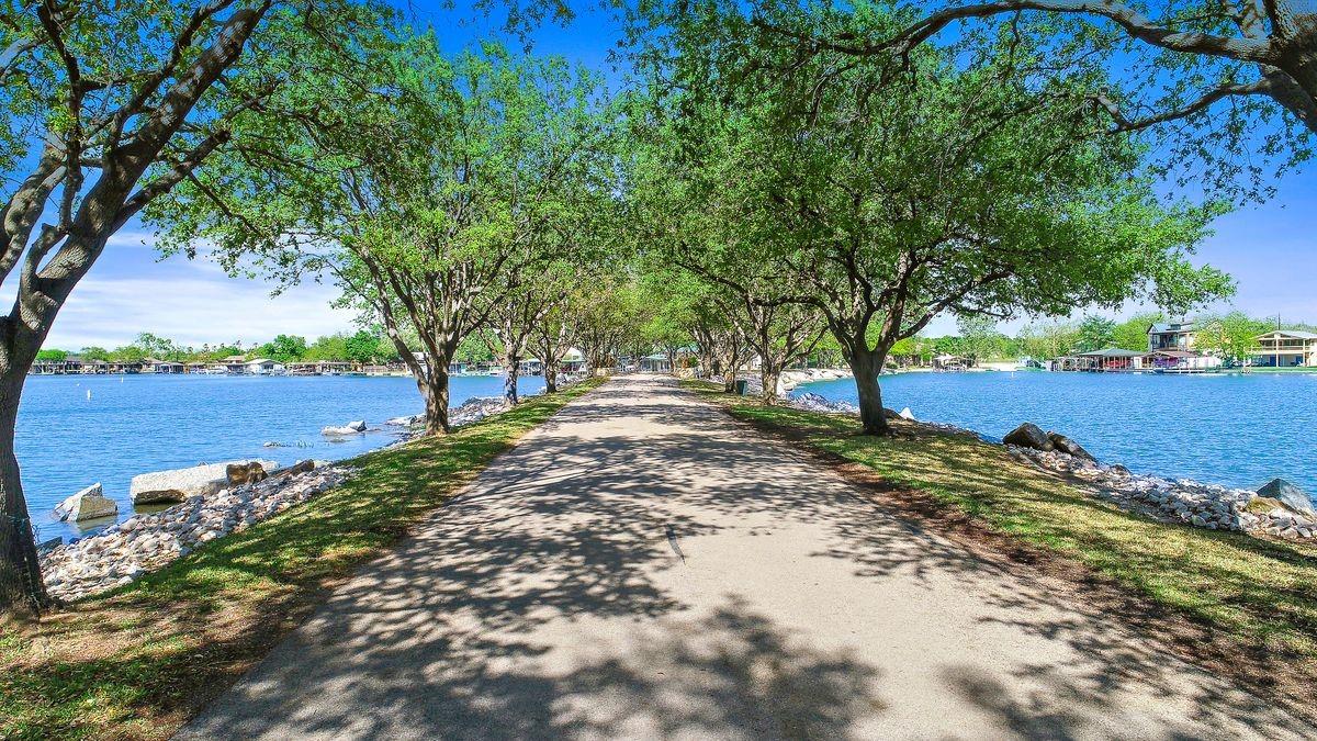 30 Beaver Island Granite Shoals TX 78654
