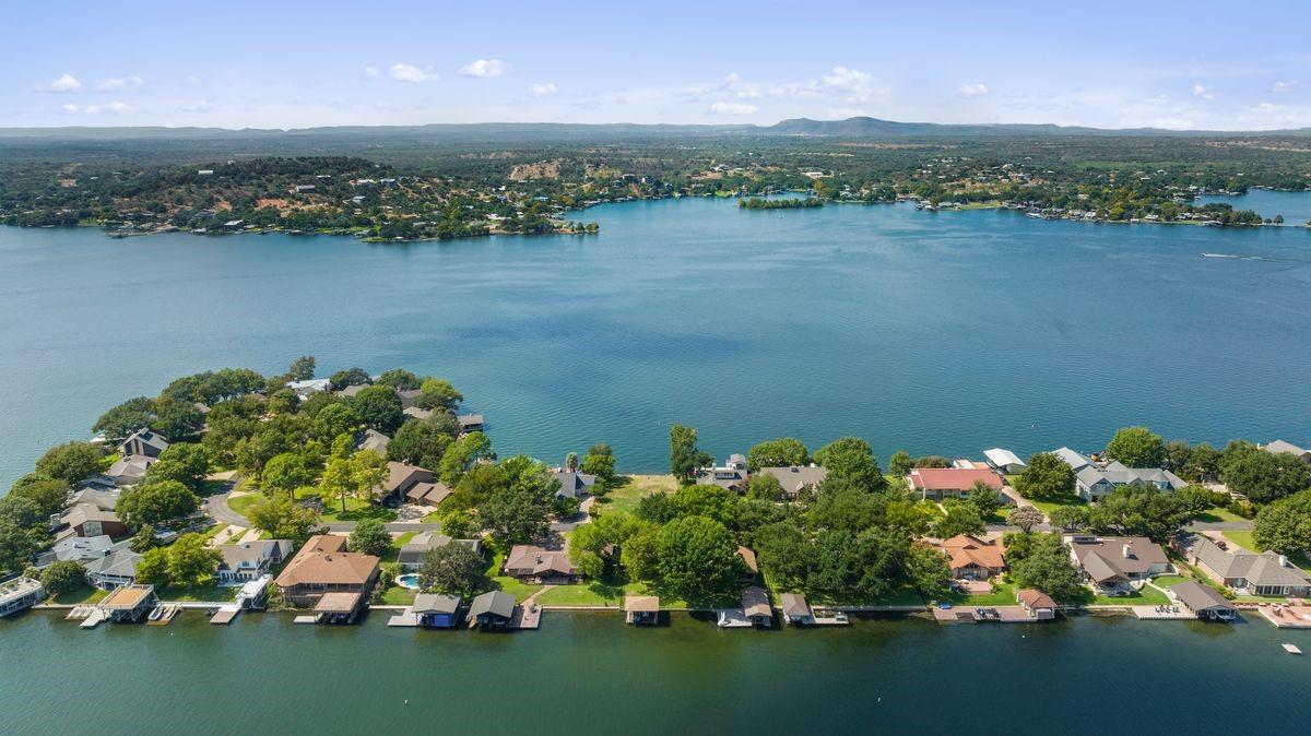 30 Beaver Island Granite Shoals TX 78654