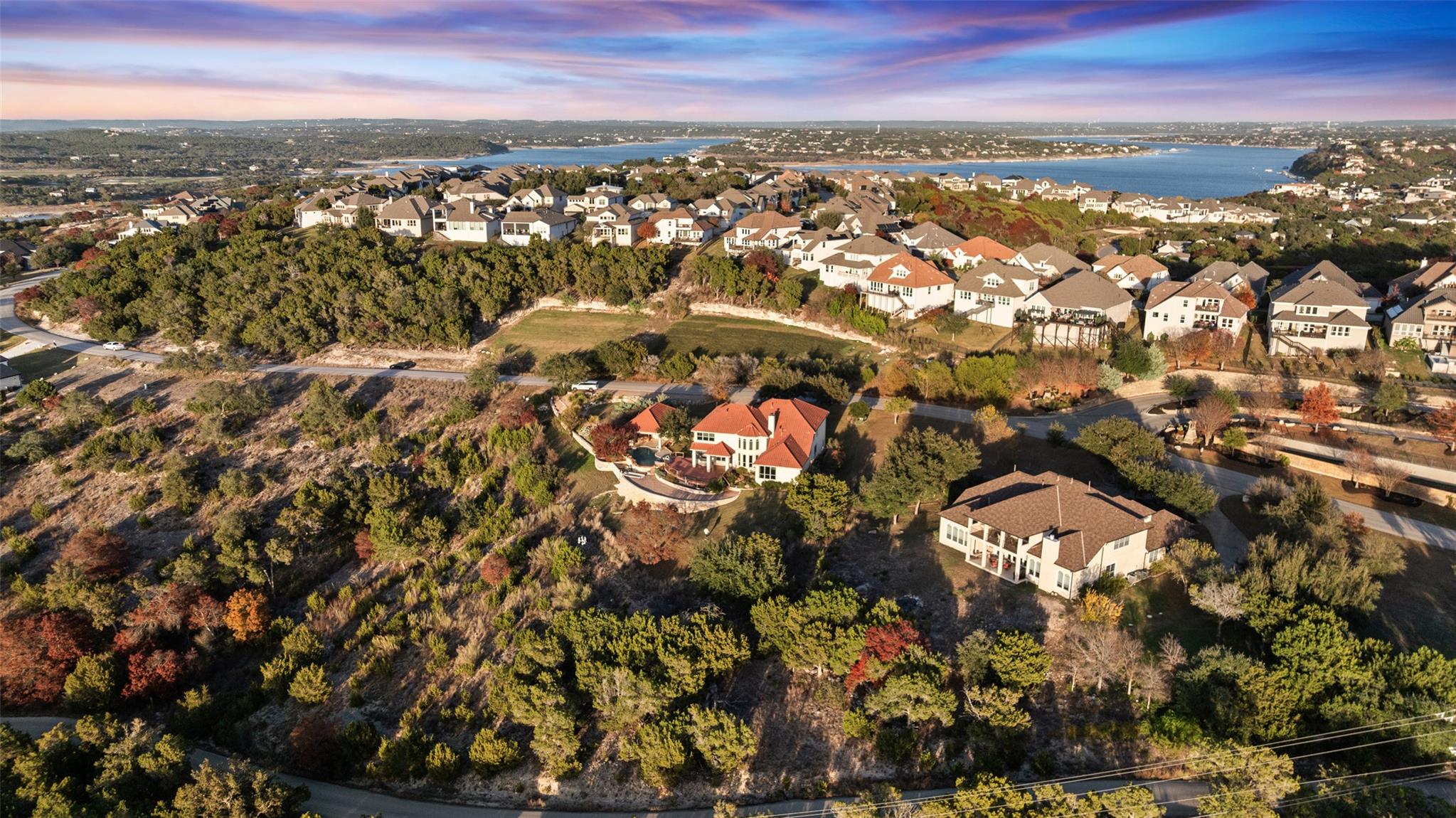 2814 Lakehurst Road Spicewood TX 78669