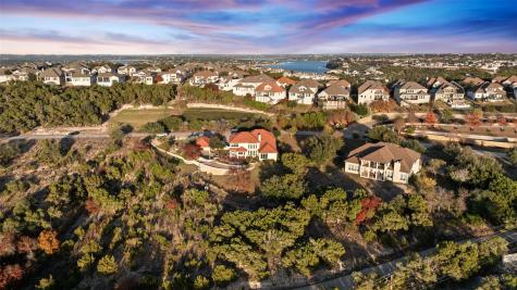 2814 Lakehurst Road Spicewood TX 78669
