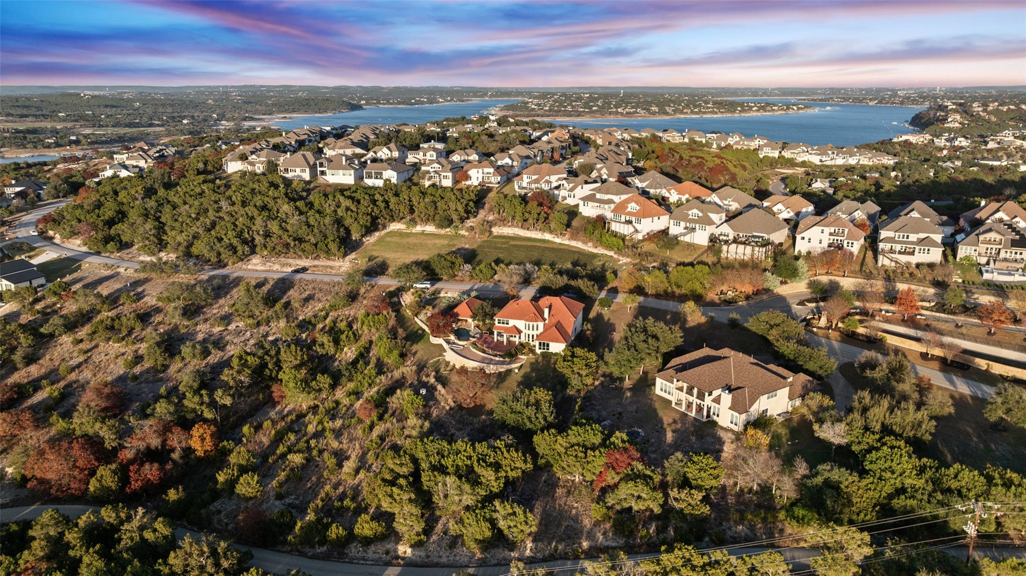 2814 Lakehurst Road Spicewood TX 78669